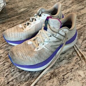 New Balance FuelCell Propel